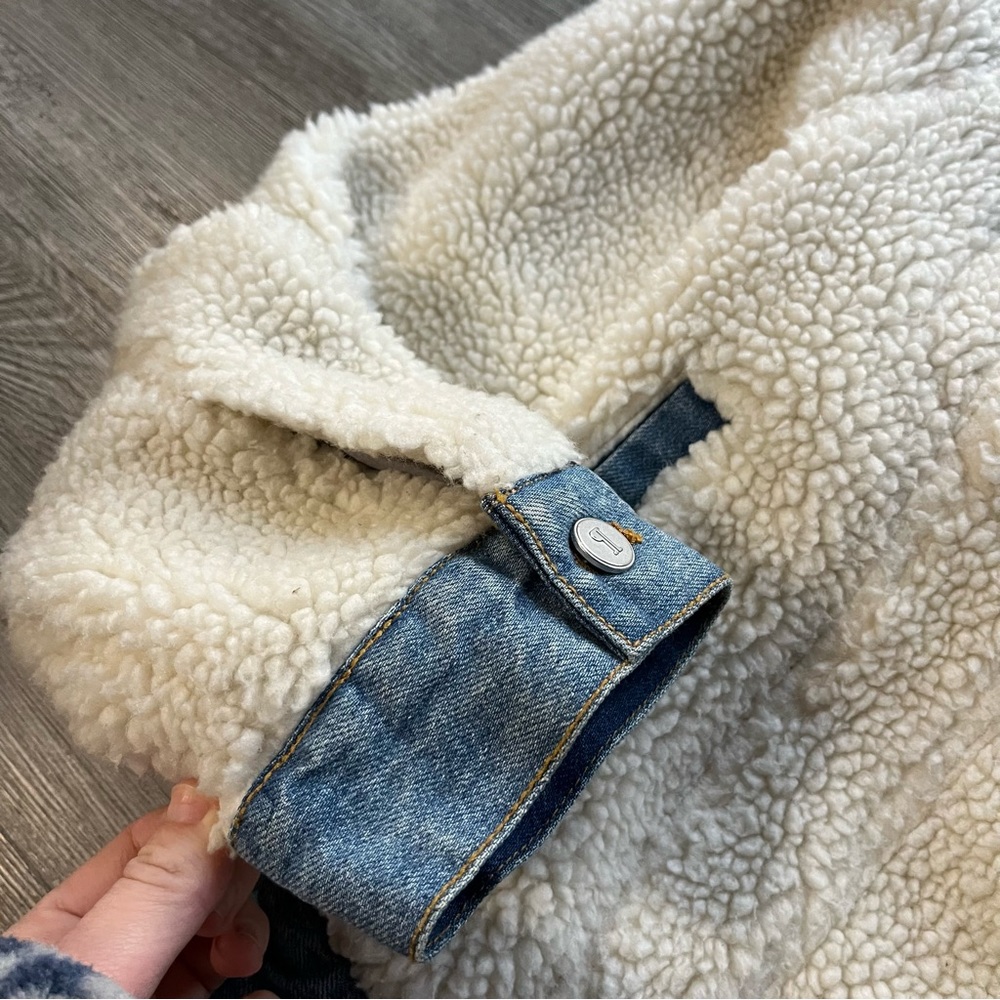Pilcro & the Letterpress Women's Large Sherpa Denim Jacket - Picture 4 of 10